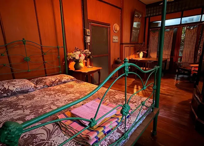 Villa Guesthouse Bangkok Guest house Bangkok